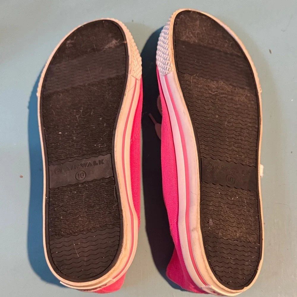 Pink Canvas Sneakers with White Laces - Picture 5 of 6